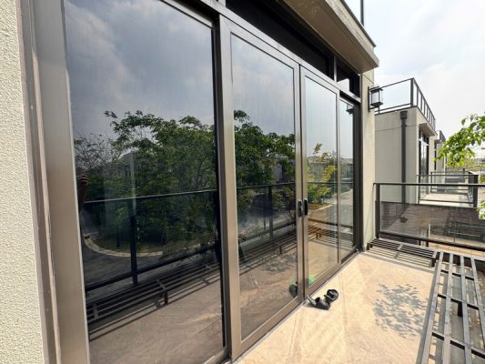 Thi công phim cách nhiệt nhà kính Bến Lức