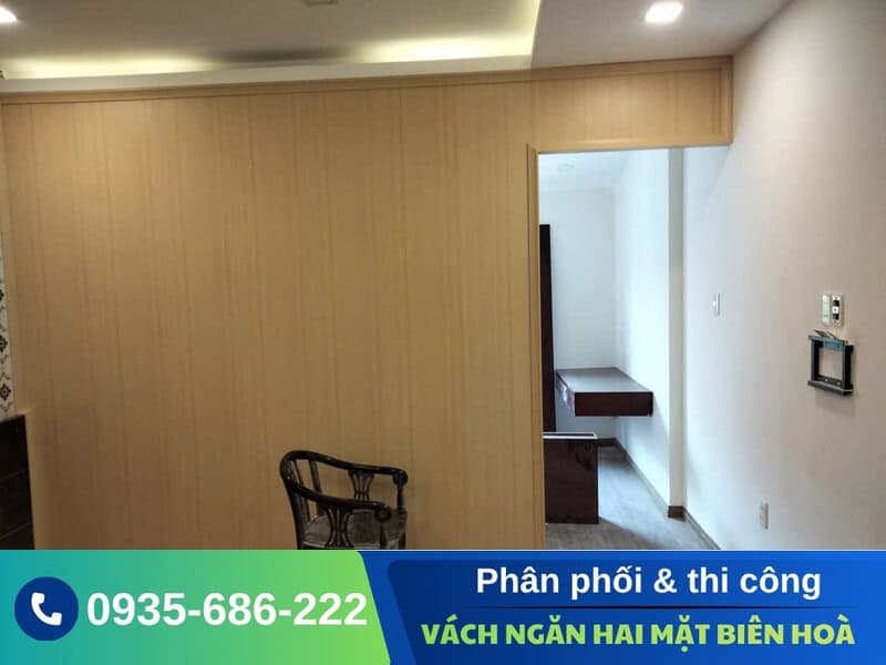 vach ngan 2 mat bien hoa 10