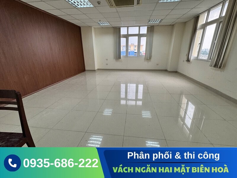 vach ngan 2 mat bien hoa 6