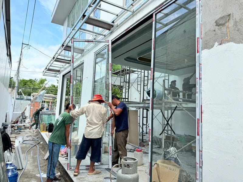Báo Giá Cửa Nhôm Xingfa Tân An Mới Nhất 2026 (Chính hãng tem đỏ) 9 cua nhom xingfa tan an 6
