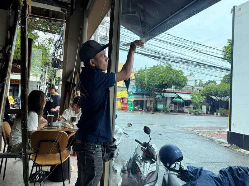 phim cach nhiet nha kinh bien hoa 7